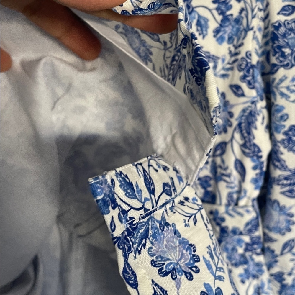 Baby girl Floral Blue and White size 9-12 months dress - Picture 7 of 10